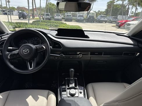Used 2025 MAZDA CX-30 AWD 2.5 S w/ Preferred Package image 14