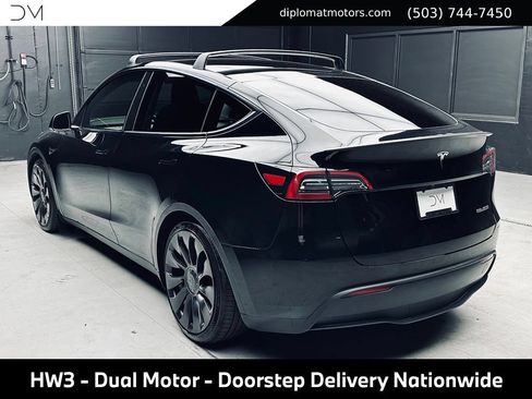 Used 2023 Tesla Model Y Performance AWD/4WD image 5