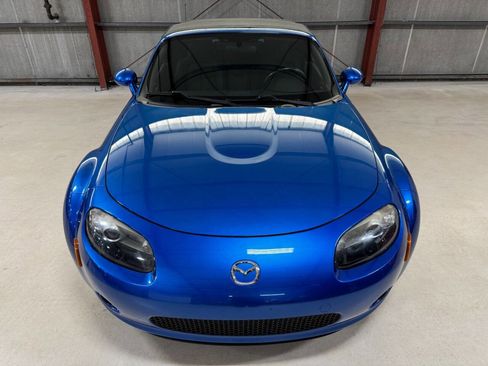 Used 2006 MAZDA MX-5 Miata Touring RWD image 18