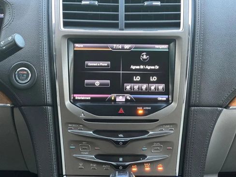 Used 2015 Lincoln MKX FWD w/ Equipment Group 102A image 12