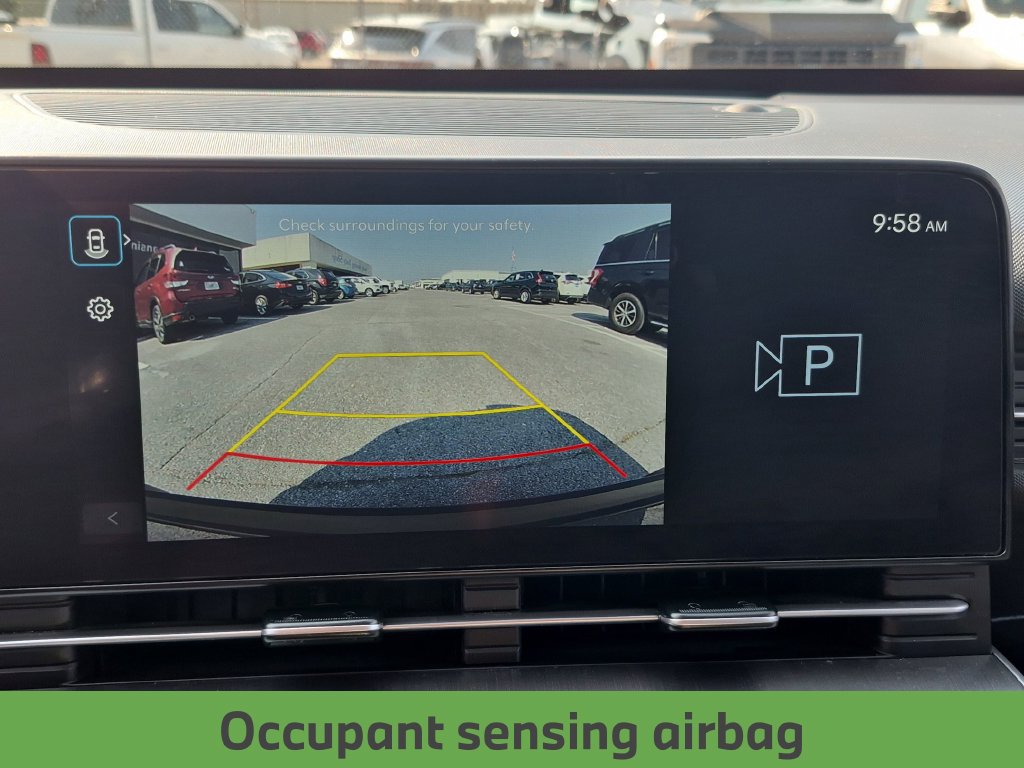 Used 2025 Hyundai Kona SEL FWD image 25