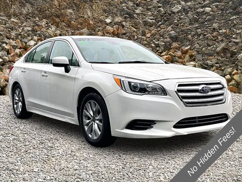 Used 2015 Subaru Legacy 2.5i Premium AWD/4WD image 9