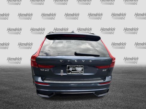 Certified 2024 Volvo XC60 B5 Core w/ Protection Package Premier AWD/4WD image 9