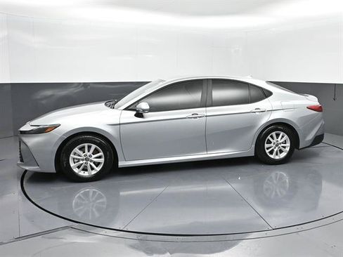 Certified 2026 Toyota Camry LE w/ Convenience Package FWD image 28
