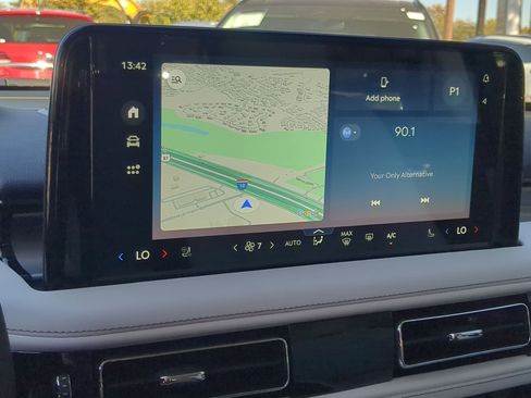 New 2026 Lincoln Aviator 2WD image 15