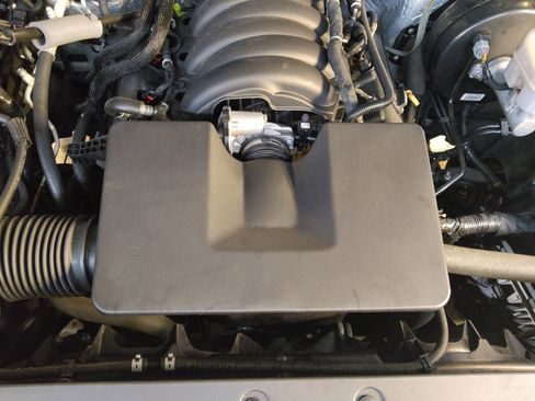 Used 2015 GMC Sierra 1500 SLE w/ SLE Value Package image 30