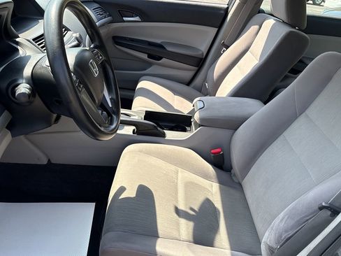 Used 2012 Honda Accord LX image 6