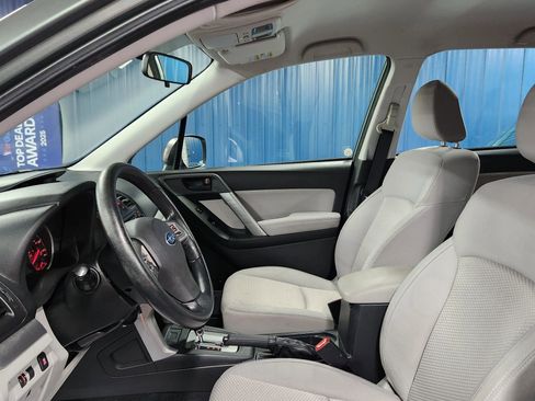 Used 2014 Subaru Forester 2.5i image 7