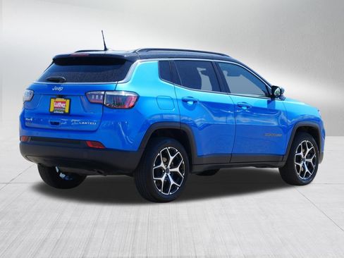 Used 2025 Jeep Compass Limited AWD/4WD image 7