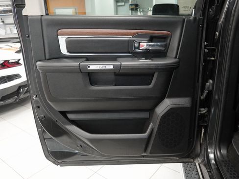 Used 2017 RAM 1500 Laramie w/ Convenience Group image 25