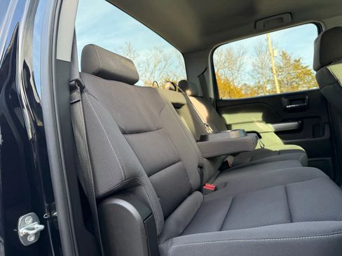 Used 2018 Chevrolet Silverado 1500 LT image 45
