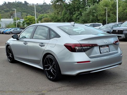 Used 2025 Honda Civic Sport image 7
