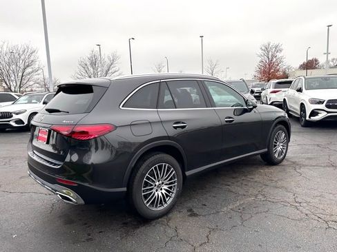 Used 2026 Mercedes-Benz GLC 300 4MATIC image 11