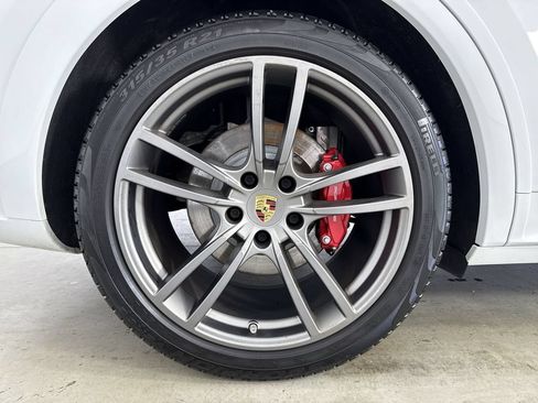 Certified 2021 Porsche Cayenne GTS AWD/4WD image 16