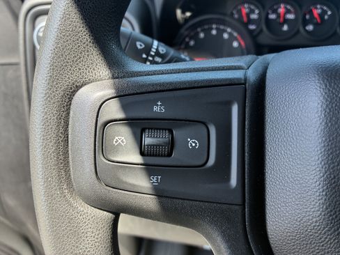 Used 2023 Chevrolet Silverado 2500 Custom AWD/4WD image 28