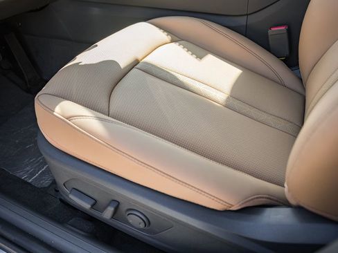 New 2025 Hyundai Sonata Limited image 35