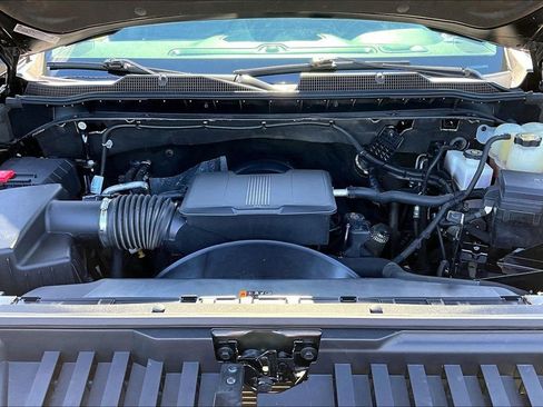Used 2023 Chevrolet Silverado 2500 Custom w/ Custom Value Package AWD/4WD image 10