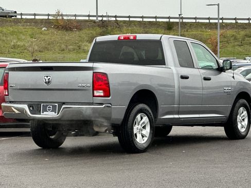 Used 2024 RAM 1500 Classic SLT image 3
