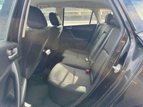 Used 2013 MAZDA MAZDA3 i Touring image 14