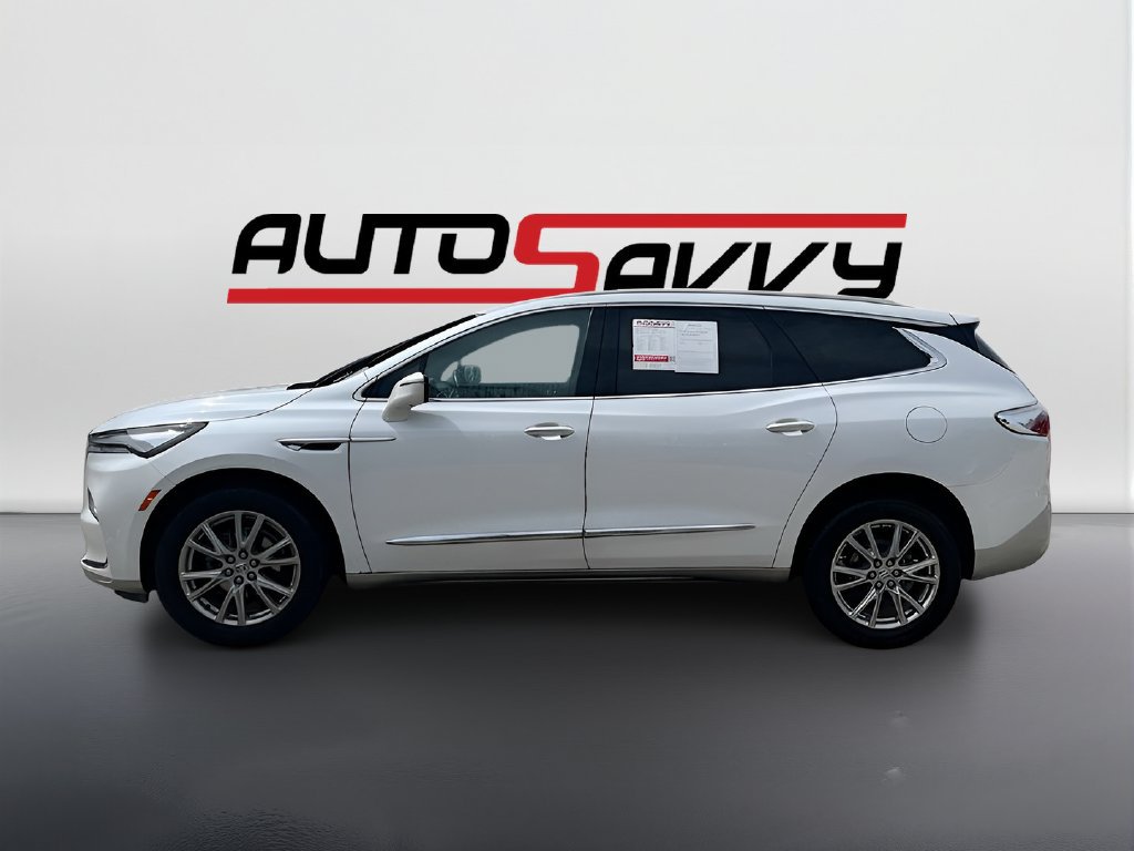 Used 2024 Buick Enclave Premium AWD/4WD image 4