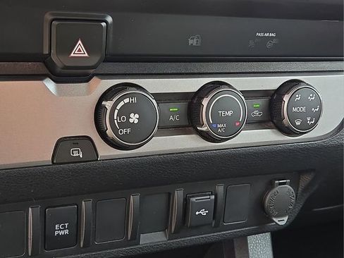 Used 2023 Toyota Tacoma SR5 image 22