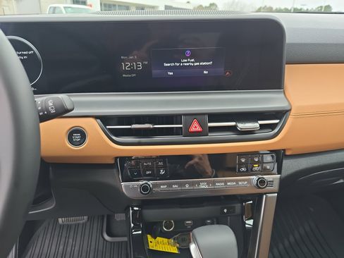 New 2026 Kia Seltos EX image 22