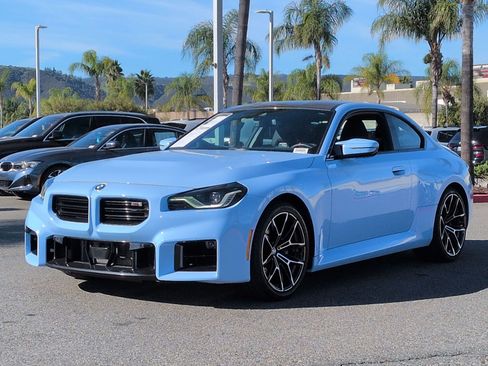 Used 2025 BMW M2 w/ Lighting Package image 5