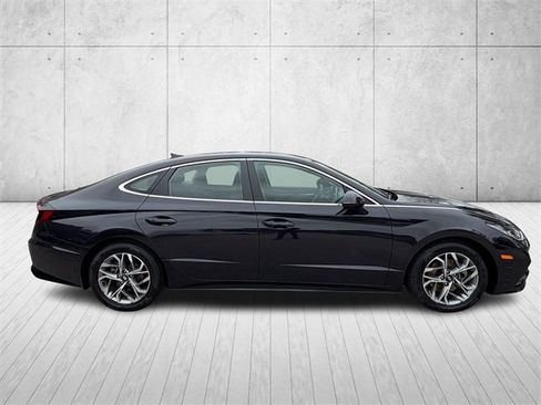 Used 2023 Hyundai Sonata SEL image 4