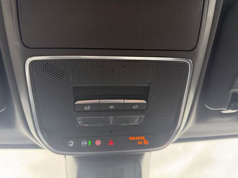 Used 2025 Chevrolet Equinox RS w/ Safety and Technology Package image 23