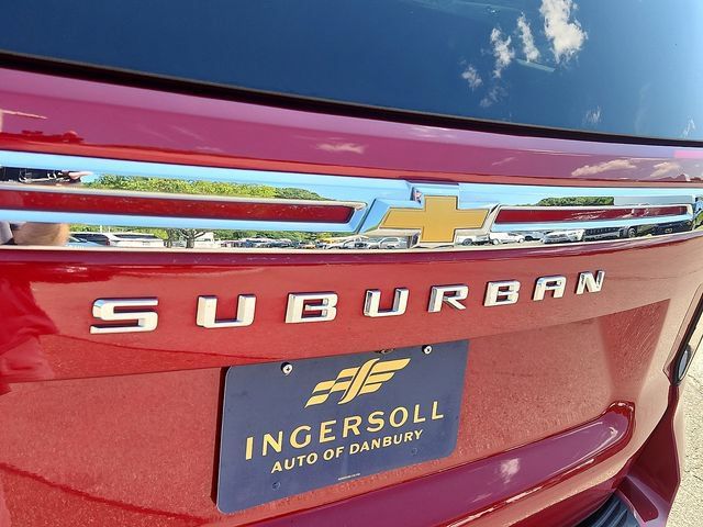 Used 2022 Chevrolet Suburban LS AWD/4WD image 29