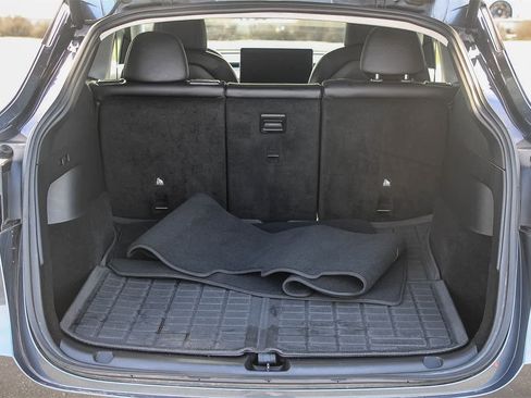 Used 2022 Tesla Model Y Performance image 23