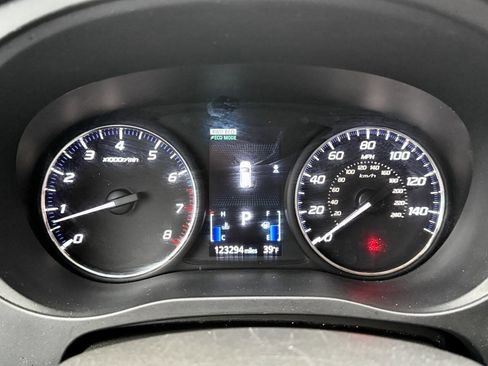 Used 2017 Mitsubishi Outlander ES image 17