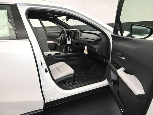 New 2025 Lexus UX 300h FWD image 12