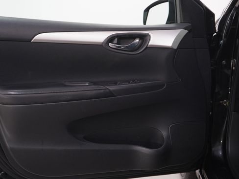 Used 2019 Nissan Sentra S FWD image 18
