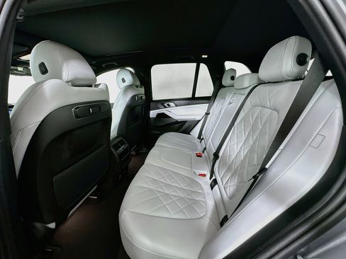 Used 2025 BMW X5 sDrive40i RWD image 29