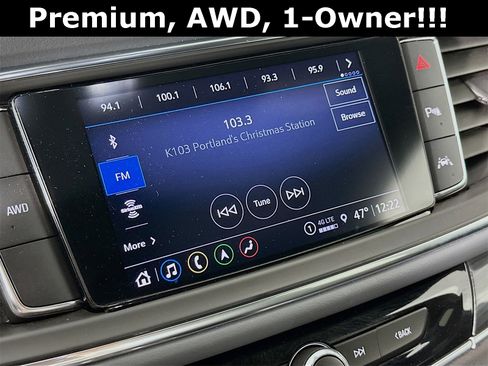 Used 2024 Buick Enclave Premium image 16
