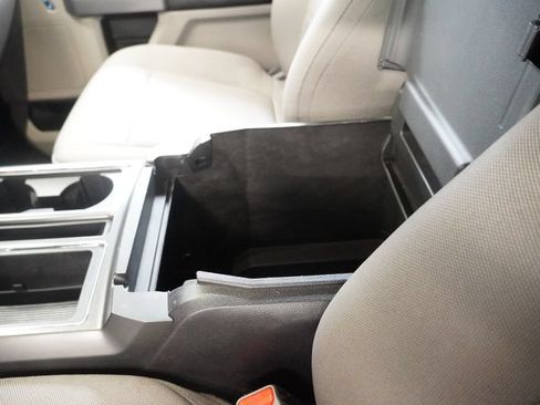 Used 2015 Ford F150 XLT w/ Equipment Group 302A Luxury AWD/4WD image 24