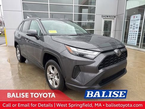 Used 2025 Toyota RAV4 XLE image 1