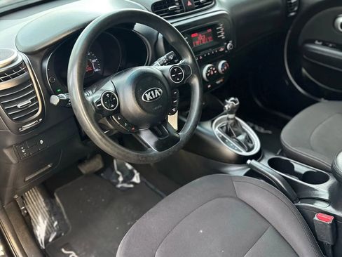 Used 2016 Kia Soul image 8