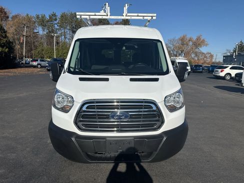 Used 2019 Ford Transit 150 XLT image 8