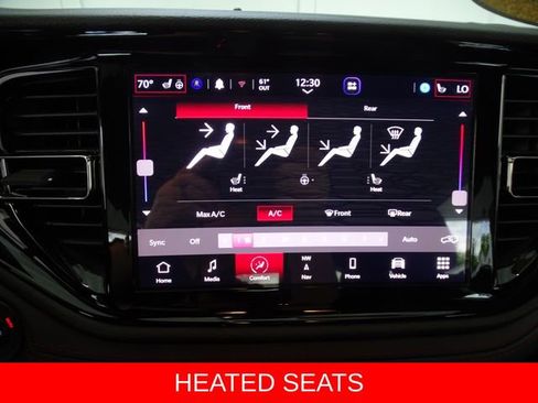 Certified 2026 Dodge Durango GT w/ Blacktop Package AWD/4WD image 14