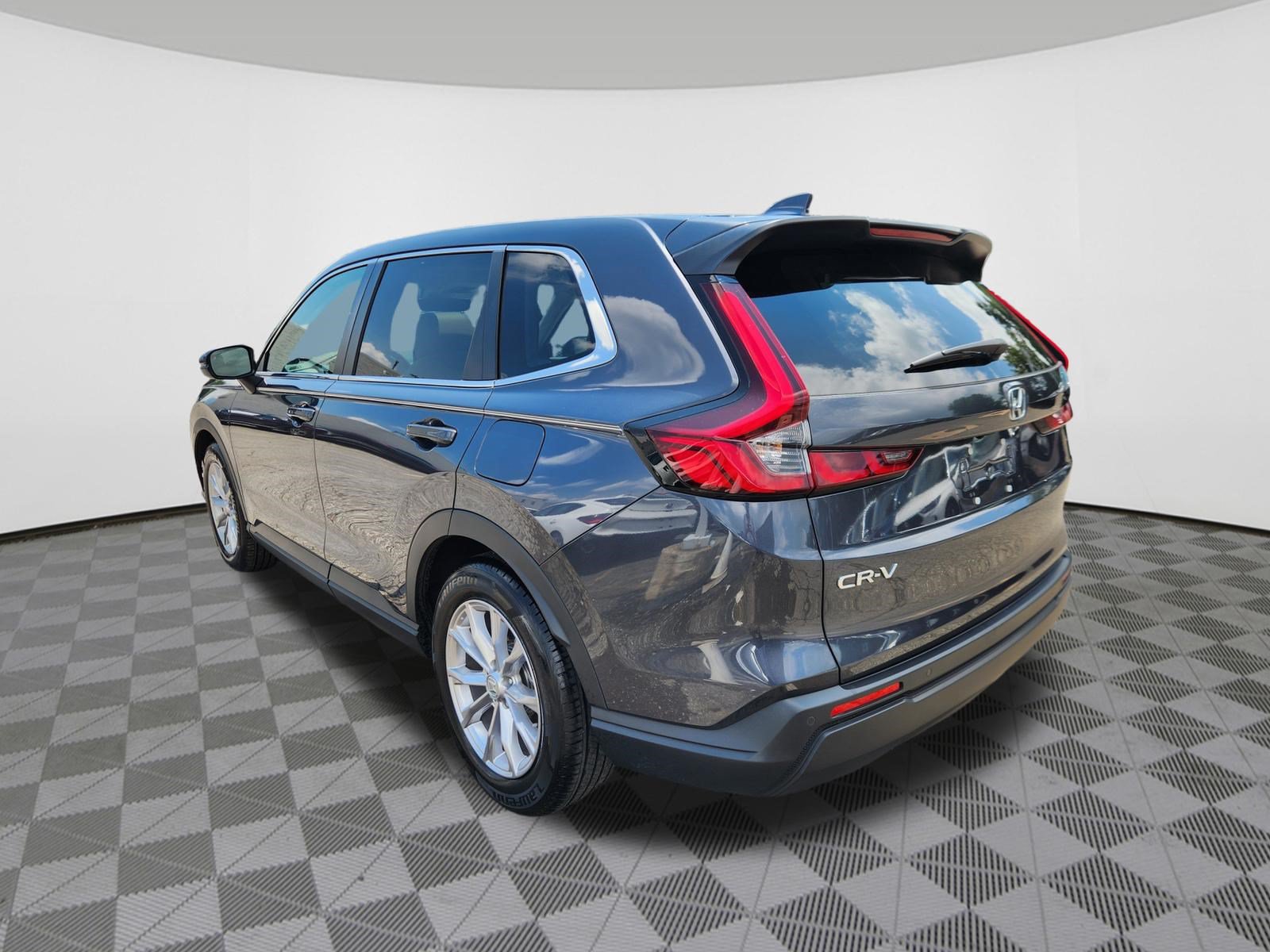 Used 2024 Honda CR-V EX-L image 3