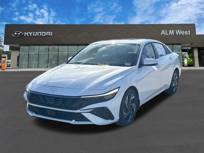 New 2025 Hyundai Elantra SEL