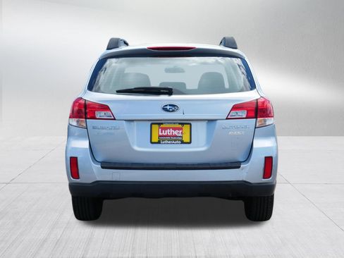 Used 2013 Subaru Outback 2.5i AWD/4WD image 6