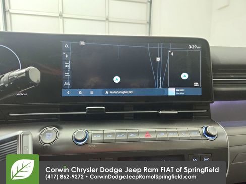 Used 2024 Hyundai Kona Limited image 26