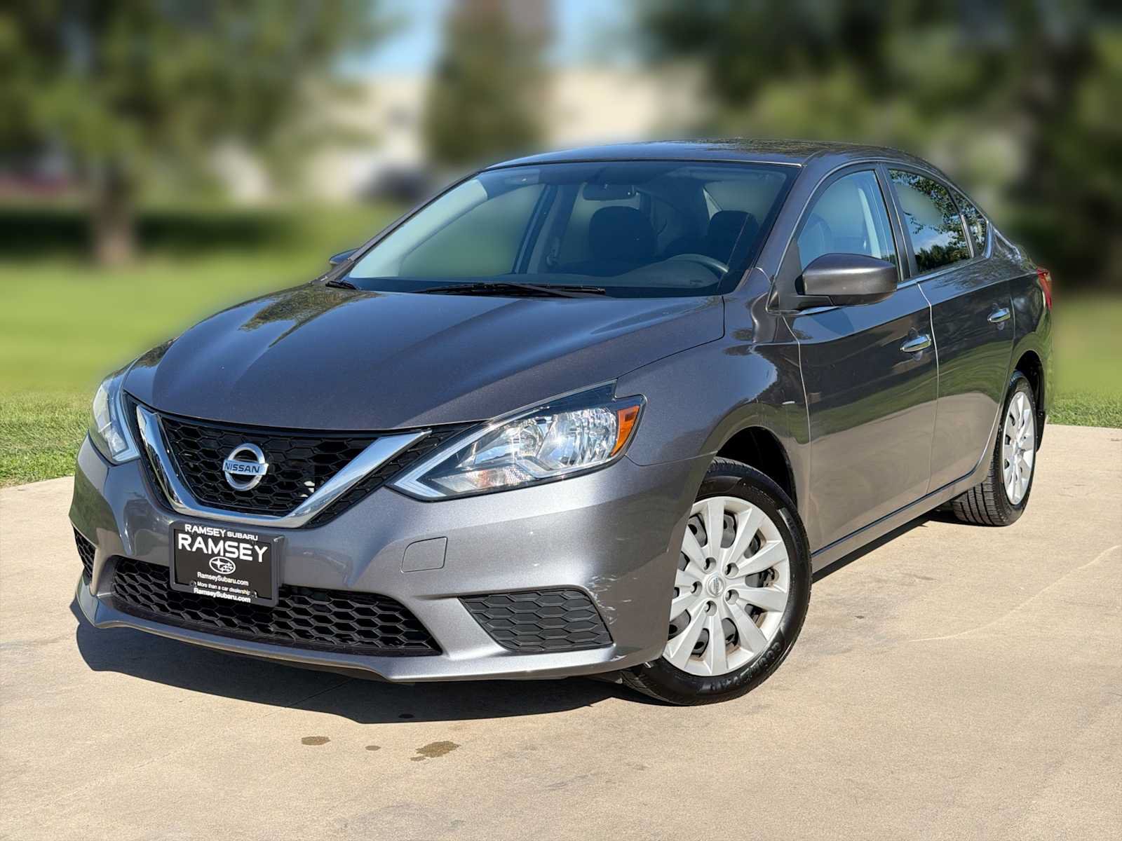 Used 2017 Nissan Sentra S FWD image 1