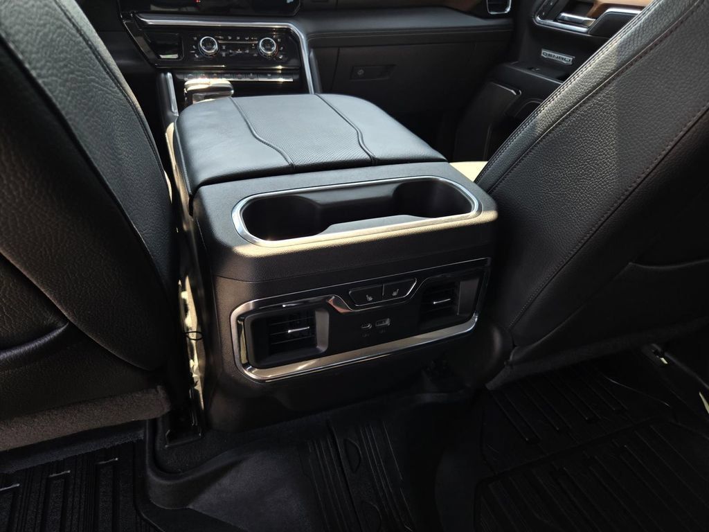 Used 2023 GMC Sierra 1500 Denali w/ Denali Reserve Package RWD image 15