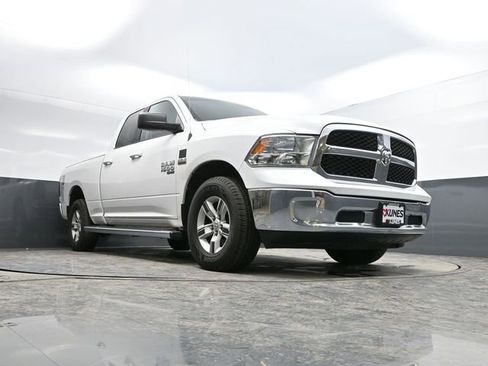 Used 2019 RAM 1500 Classic SLT image 43