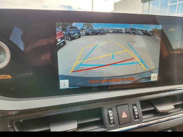 Used 2025 Lexus ES 350 w/ Premium Package FWD image 16