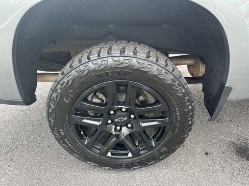 Used 2024 Chevrolet Silverado 1500 LT Trail Boss w/ LT Trail Boss Premium Package image 20